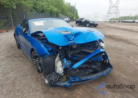 2021 Ford Mustang Ecoboost Premium z USA, uszkodzony, nr VIN 1FATP8UH0M5110357